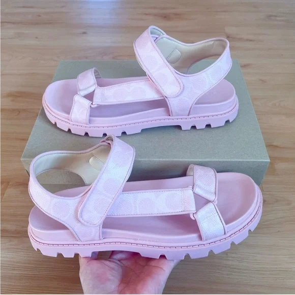 Coach Sport Sandal In Signature
Canvas Women Size 8.5 US # CBB91 - Picture 8 of 9